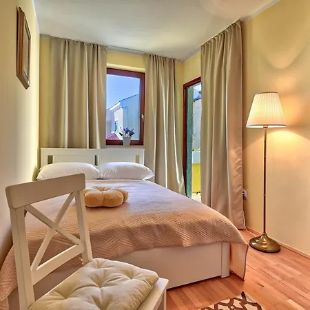 Oscar Zadarvillas * Zadar