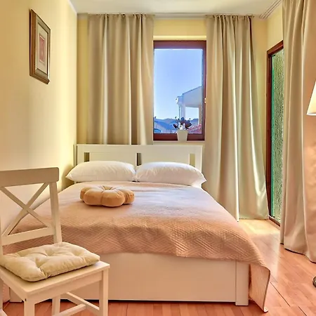 Oscar Zadarvillas Villa